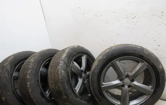 Audi Q5 SQ5 R15 alloy rim 