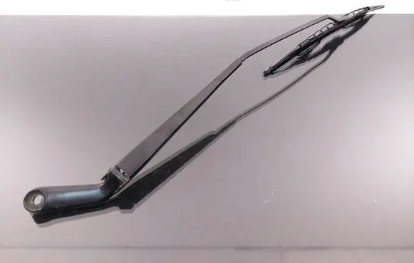 Audi A3 S3 8L Front wiper blade arm 183328