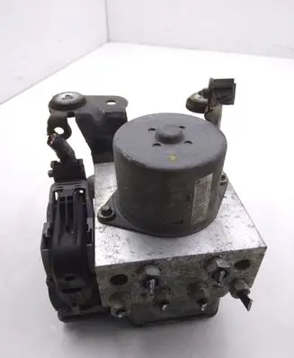 Ford Mondeo MK IV ABS Pump 8G912C405AA