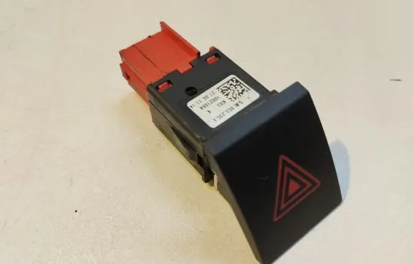 Skoda Fabia Mk2 (5J) Hazard light switch 5J0953235E