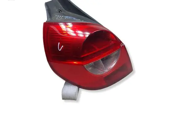 Renault Clio III Rear/tail lights 147865KASACJA 147865