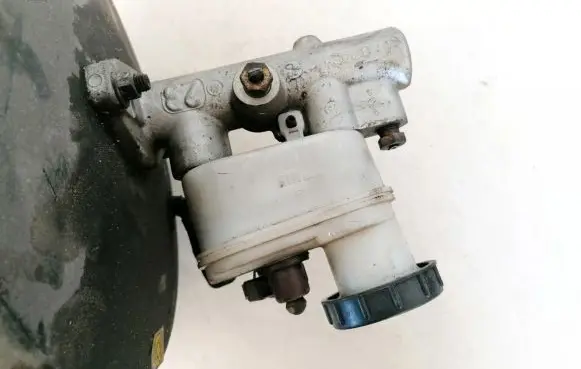Nissan Almera N16 Master brake cylinder 22157879