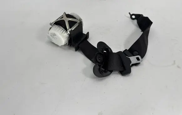 BMW 1 F20 F21 Front seatbelt 7243307