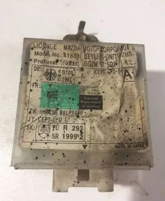 Mazda 626 Immobilizer control unit/module GG2M675D2