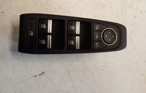 Renault Austral Electric window control switch