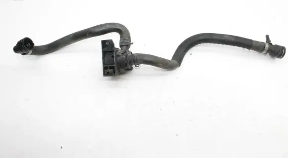 Land Rover Discovery Sport Engine coolant pipe/hose