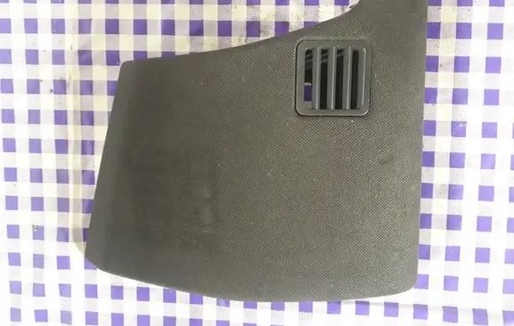 Nissan X-Trail T30 Dashboard side air vent grill/cover trim