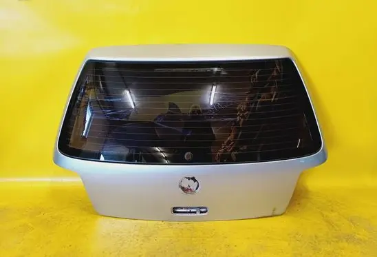 Volkswagen Golf IV Tailgate/trunk/boot lid 