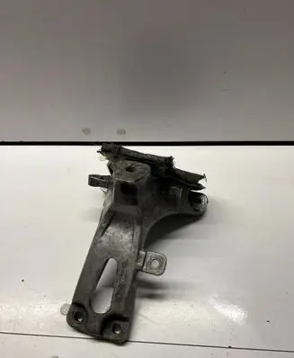 Audi A4 S4 B8 8K Engine mounting bracket 4E0199308