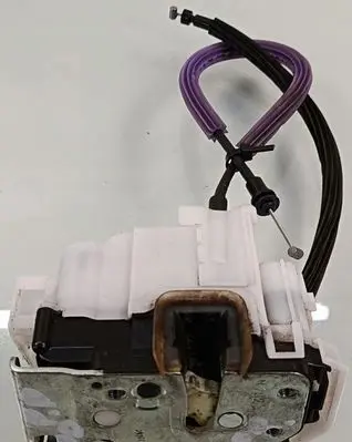 Fiat Tipo Front door lock
