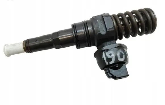 Volkswagen Touran I Fuel injector 038130073BN