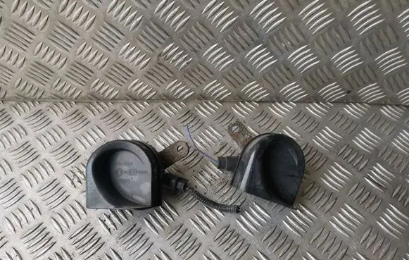 Honda Accord Horn signal UCL254 58943 UCH253