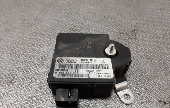 Audi A6 S6 C6 4F Power management control unit 4F0915181A 4F0910181E