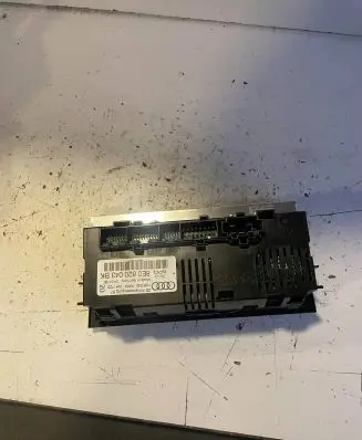 Audi A4 S4 B7 8E 8H Climate control unit 8E0820043BK 0441703