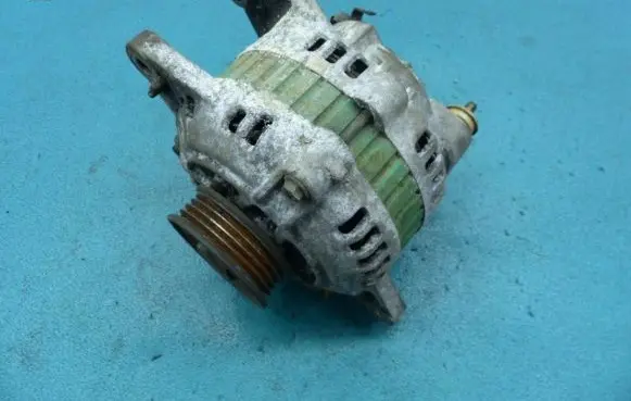 Hyundai Pony Generator/alternator 37300-24010 IMPRK1049268