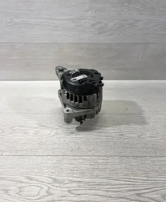 BMW 4 F32 F33 Generator/alternator 8578608 414011792 FG18S141