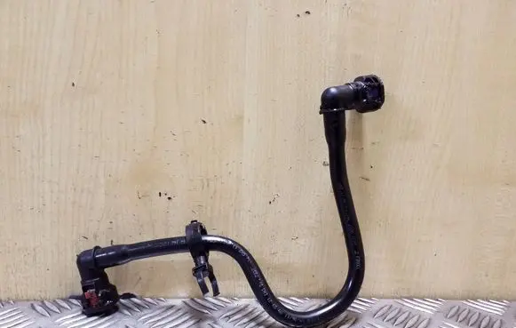 Volvo S60 Gearbox oil cooler pipe/hose 