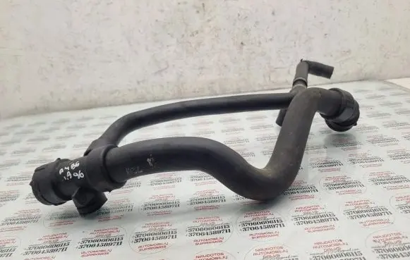 Audi A4 S4 B6 8E 8H Engine coolant pipe/hose 8D0121049G