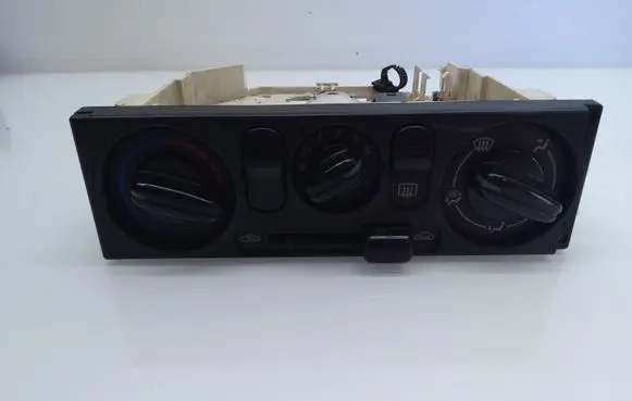 Mazda 626 Climate control unit 8Y16