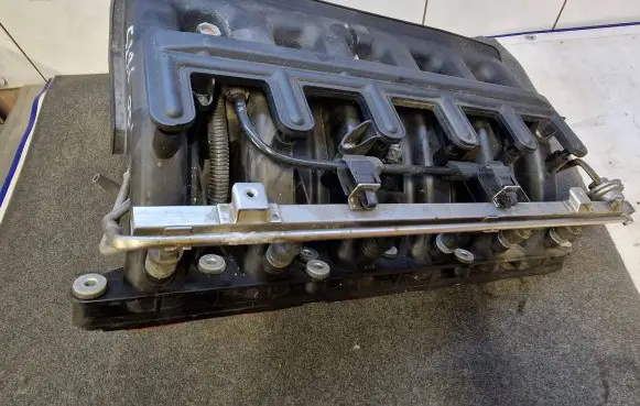 BMW 5 E39 Intake manifold 1438140