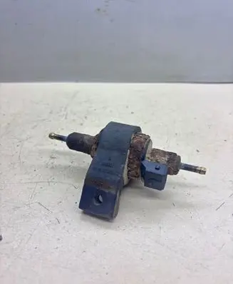 Volkswagen Touareg I Webasto circulation pump for autonomous heater 221000500400