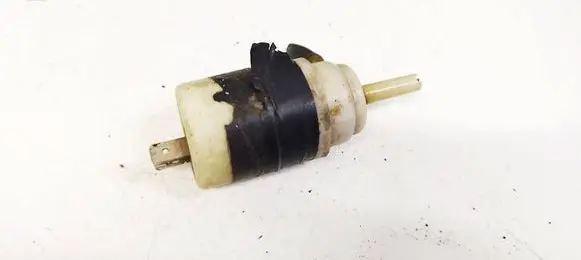 Volkswagen Golf II Windscreen/windshield washer pump 171955651