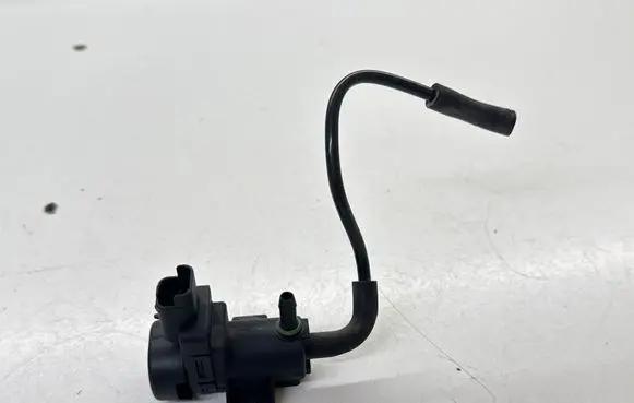 Peugeot 4007 Turbo solenoid valve 9652862380