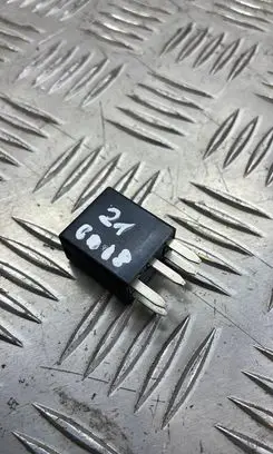 Opel Insignia A Other relay 13500128