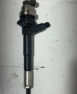 Opel Mokka Fuel injector 55567729 12R15442