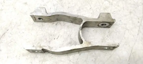 Volvo XC40 Engine mounting bracket 32222107