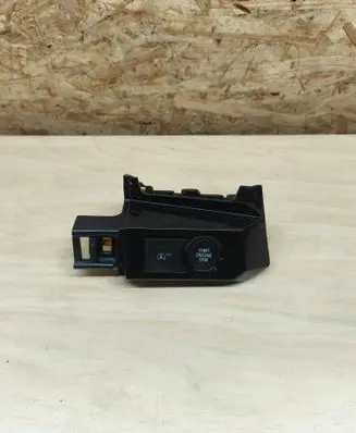 Renault Austral Engine start stop button switch 682106773R