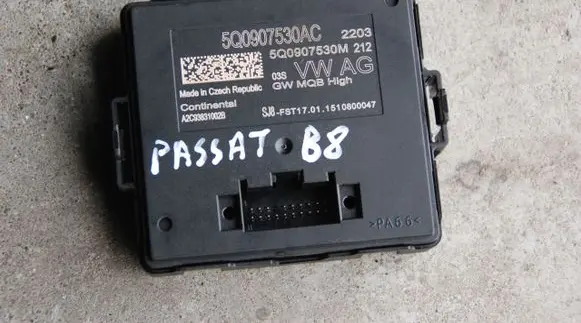 Volkswagen PASSAT B8 Gateway control module 5Q0907530AC