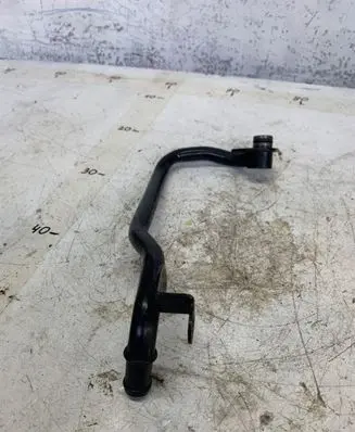 Audi A4 S4 B9 Engine coolant pipe/hose 04l121065