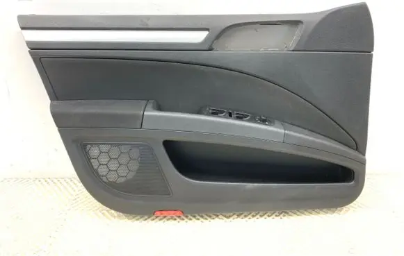Skoda Superb B6 (3T) Front door card panel trim 