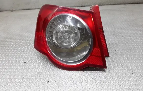 Volkswagen PASSAT B6 Rear/tail lights 3C5945095C