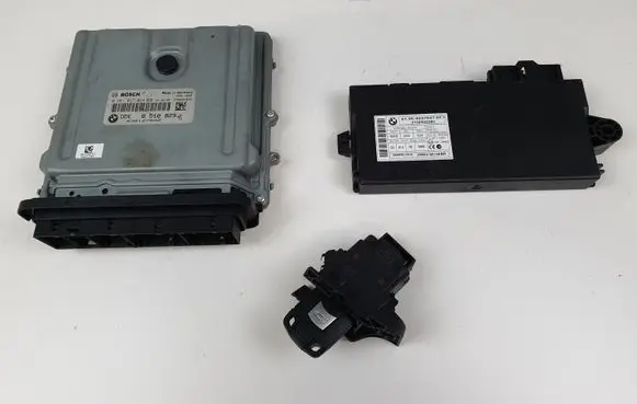 BMW 3 E90 E91 Engine ECU kit and lock set 0281017024 8510829 9237047