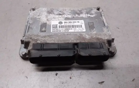 Skoda Octavia Mk2 (1Z) Engine control unit/module 06A906033FB 5WP4032403