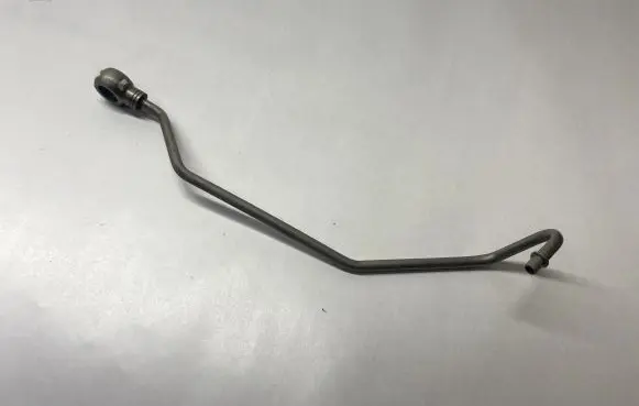 Audi A8 S8 D4 4H Fuel line pipe A84H 42FSI
