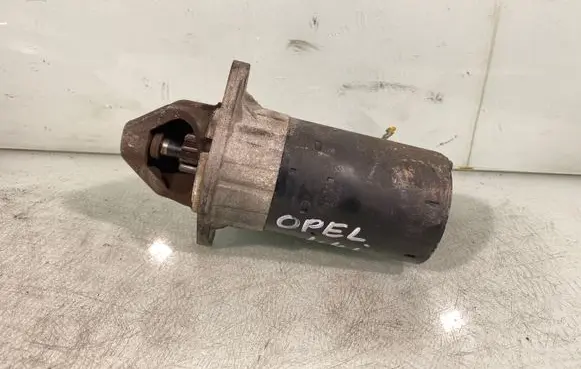 Opel Corsa D Starter motor 24436877