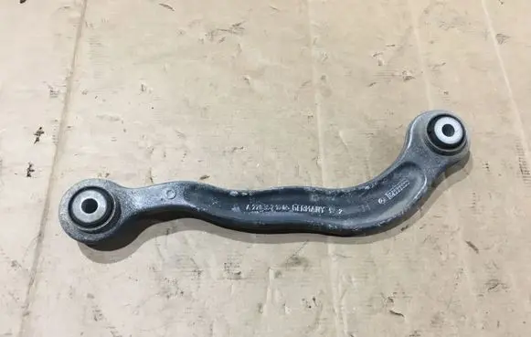 Mercedes-Benz S W222 Rear control arm A2203521005