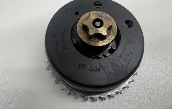 Porsche Panamera (971) Camshaft pulley/ VANOS 06M109088 06M109088H 06M109257