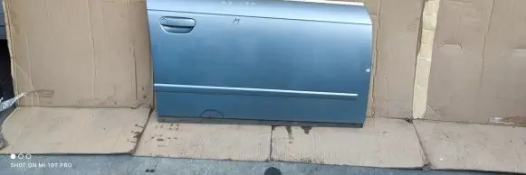 Audi A4 S4 B7 8E 8H Front door