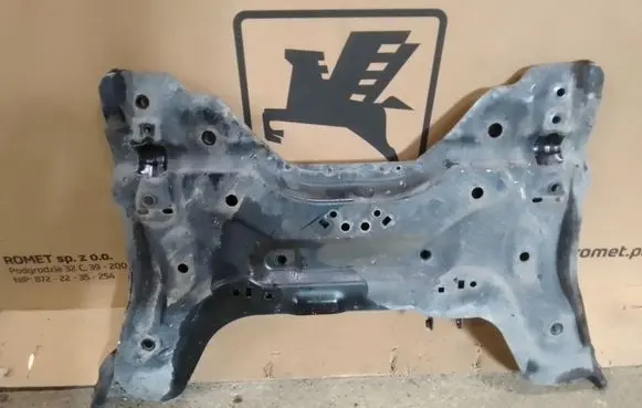 Peugeot 308 Front subframe 