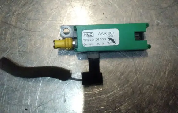 Hyundai Santa Fe Aerial antenna amplifier AAR001 9627026000