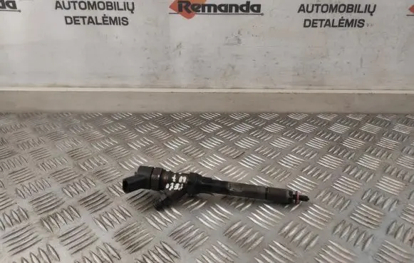 Peugeot 607 Fuel injector 9637277980