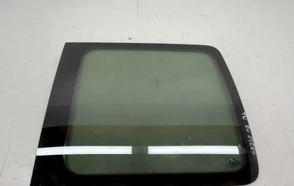 Volkswagen Caddy Rear side window 43R001583