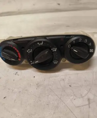 Ford Focus Climate control unit 98AB18C419