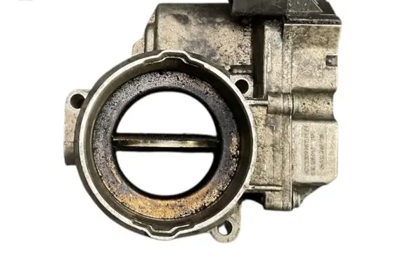 Volkswagen Golf V Throttle valve 03G128063
