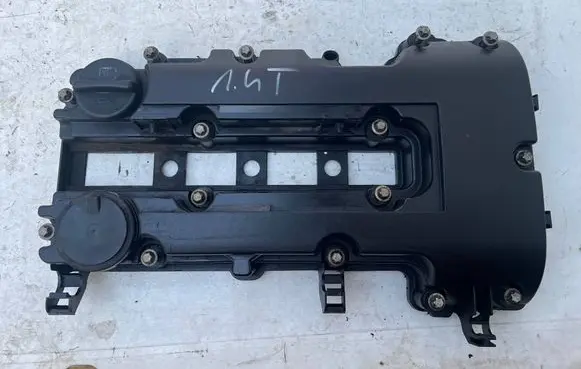 Opel Astra J Rocker cam cover 55573746