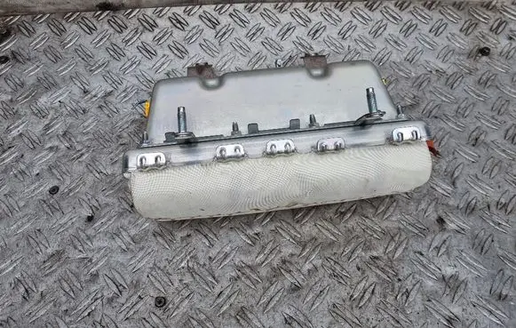 Dodge Nitro Passenger airbag P05108039AB 05108039AB 34036070A